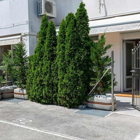 Stylish Apartment Mediterraneo Poreč Exterior foto