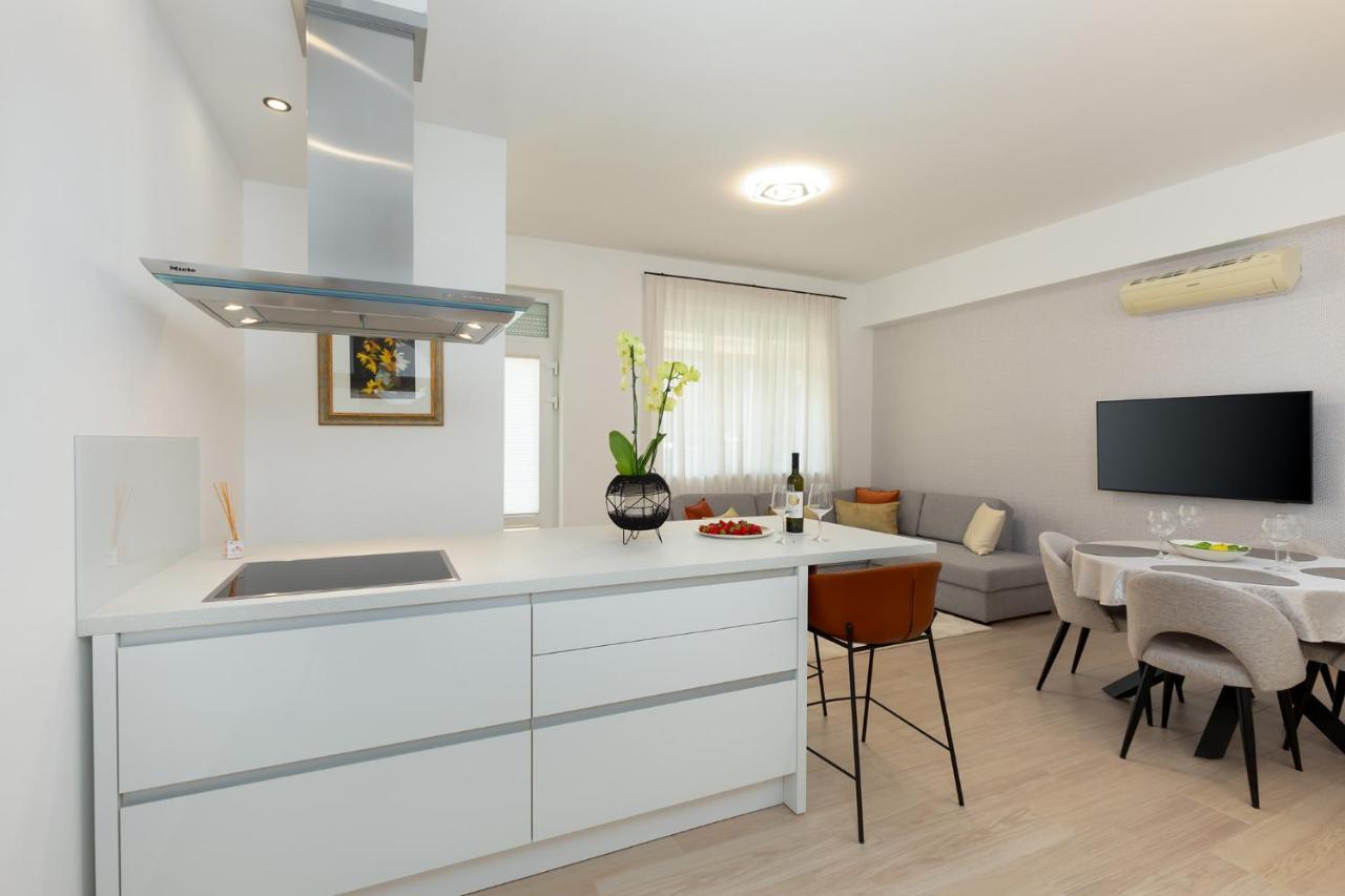 Stylish Apartment Mediterraneo Poreč Exterior foto