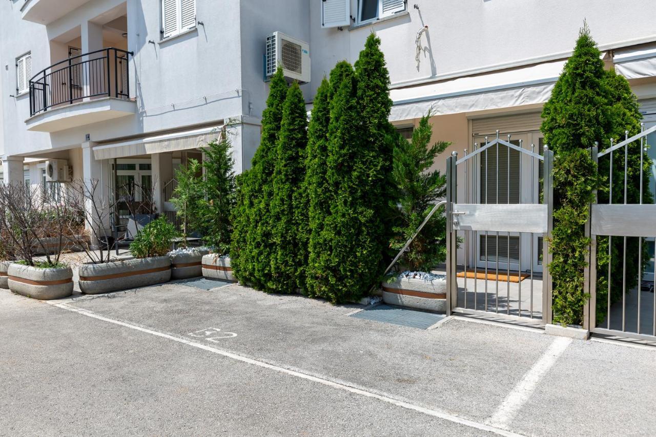 Stylish Apartment Mediterraneo Poreč Exterior foto